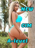 Lesbian call girl Yolanda is waiting for ladies