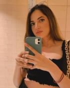 Enjoy private escort service from Roxy