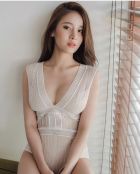 Online escort service on sexbeirut.club: choose sexy Lola and book now