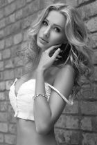 Book Zoe on escort classifieds