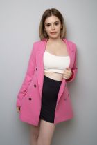 Quinta, +961 76 406 912 Quinta - 25 year-old milf escort in lebanon