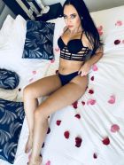 Call girl in Beirut: Flora available 24 7