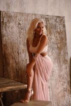 Adora provides sex service in Beirut for LBP 400