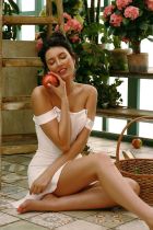 Happy massage from massage girl Adora (weight 63 kg, height 167 cm)