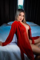 Local escort Suri in Beirut