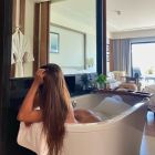 Lesbian call girl Aisha is waiting for ladies