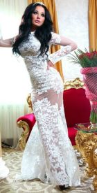 Hot babe in Beirut: Kellie wants to share her passion with you