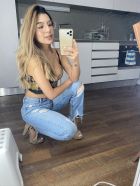 Lots of kissing and cuddling with Beirut asian escort Gwendolyn