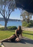 Escort profile of Rainbow with pics and reviews