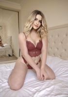 Female escort service from charming Carmen in Beirut