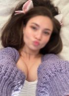 Blonde escort Lorenza is a star of Beirut for oral sex