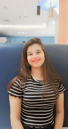 Hot Beirut girl Rihanna sucks for LBP 400