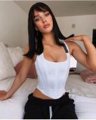 Female escort Tia for sex in Beirut 