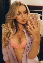 Rhonda, +961 81 149 610 Super busty escort in Beirut: Rhonda (151 cm, 42 kg)