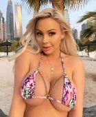 Hot babe in Beirut: Cordelia wants to share her passion with you