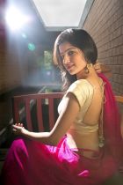 Mimi, +961 81 964 484 Cheap incall escort invites you to her place in lebanon