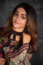 Look through escort pictures of Bonnie on sexobeirut.com