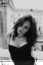 Beautiful escort model Georgina: weight 47 kg, height 155 cm