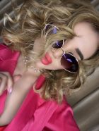 Girl escort service in Beirut from Daphne