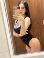 Julie, +961 70 352 295 Julie, height: 158, weight: 51