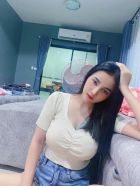 Julie, +961 70 352 295 Cheap escort girl Julie sees her clients in Beirut