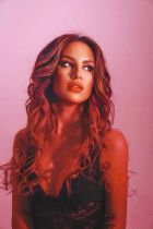 Lesbian dating advice: book hooker Gemma, 22 y.o.